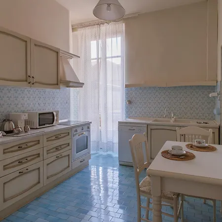 Golf House Apartment